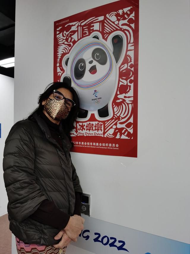 ……这一夜，骆风棠又在老杨家后院的草垛子里打发了一宿。